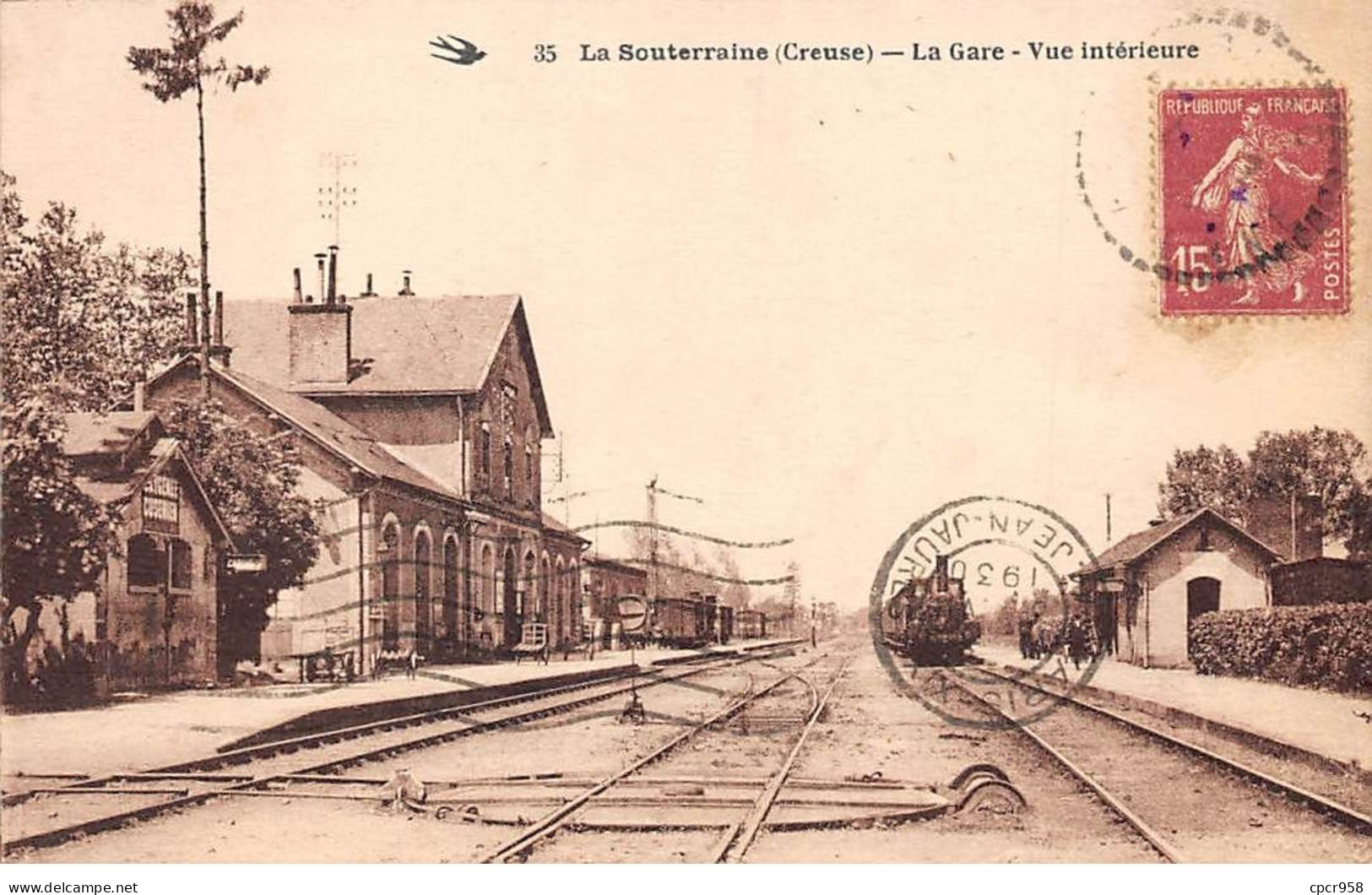 23-AM21617.La Souterraine.N°35.La Gare.Vue Intérieure.Train - La Souterraine