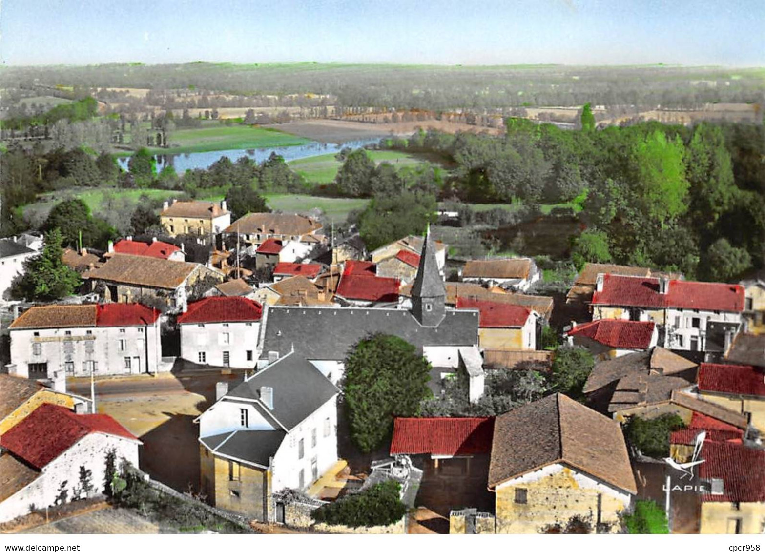 87 . N°sac11128 . Mézières-sur-issoire . L'église N°9 . En Avion Au Dessus De . Cpsm 10X15 Cm . LAPIE - Meziere Sur Issoire