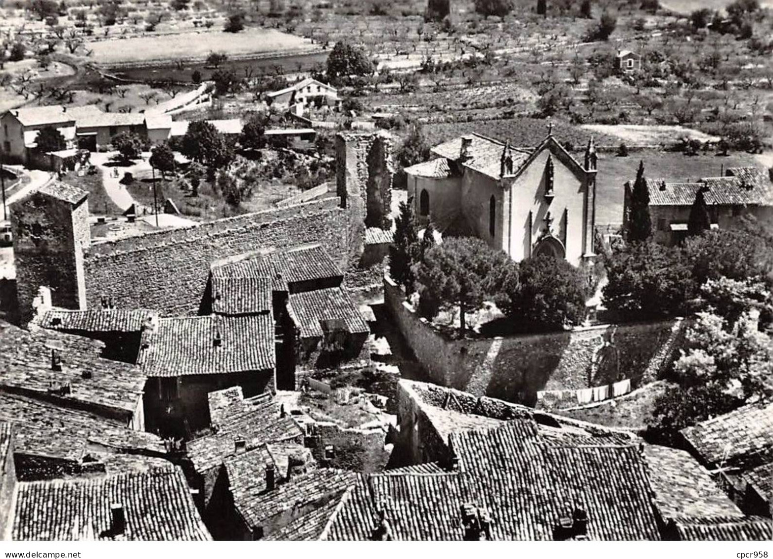 83 . N°sac10838 . AUPS . La Chapelle Notre Dame De La Délivrance N°7 . En Avion Au Dessus De . Cpsm 10X15 Cm . LAPIE - Aups