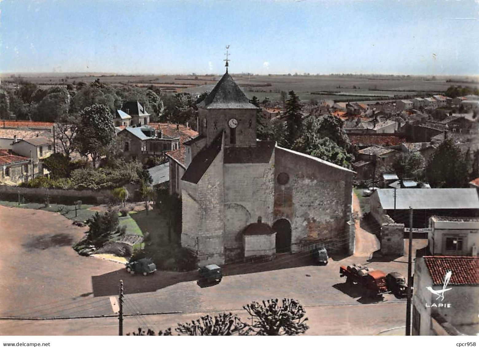 79 . N°sac10728 . Mauze-sur-le-mignon . L'église N°14 . En Avion Au Dessus De . Cpsm 10X15 Cm . LAPIE - Mauze Sur Le Mignon