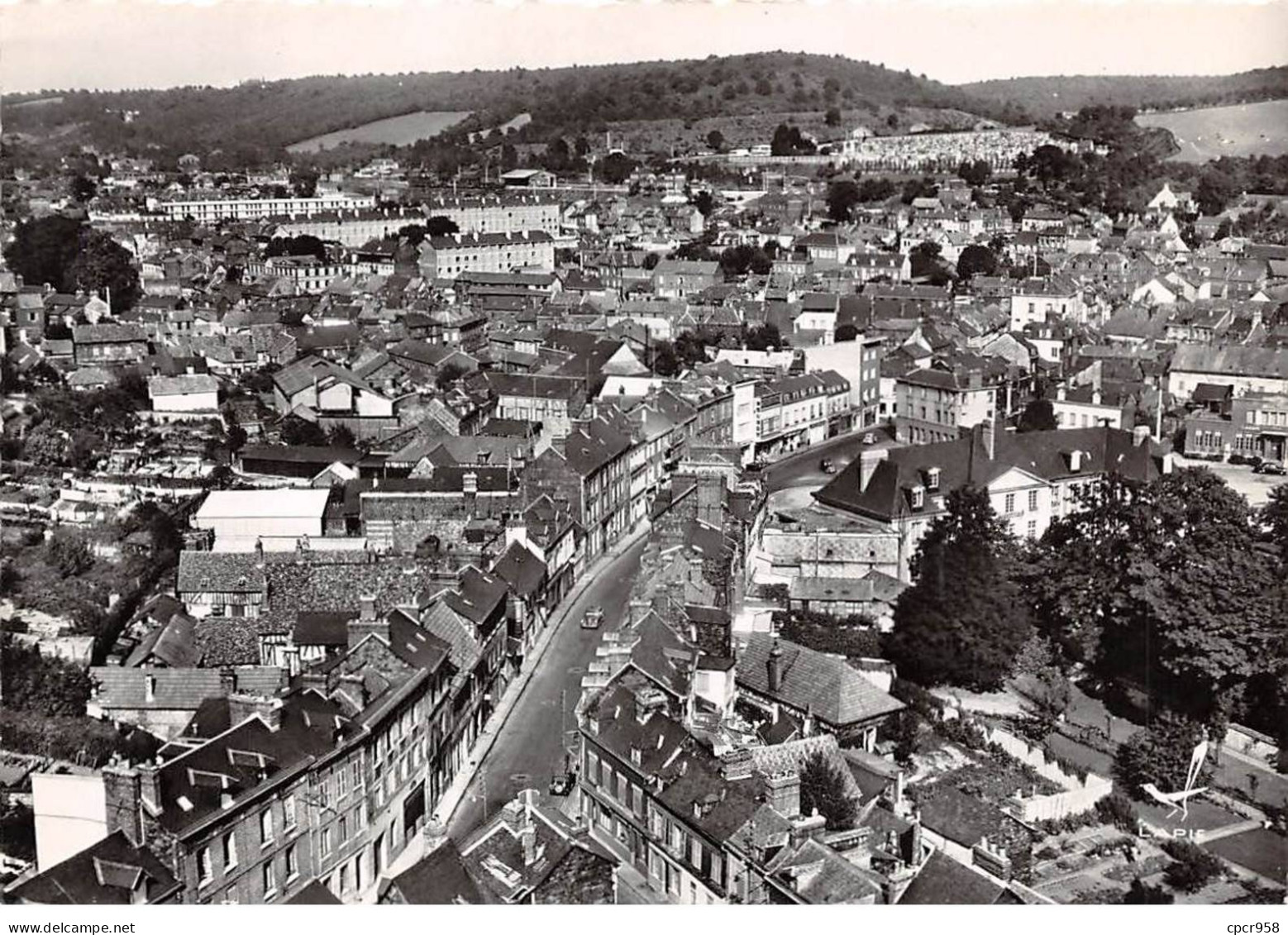 76 . N°sac10567 . Darnétal . Rue Sadit Carnot Et Vue D'ensemble N°11 .  En Avion Au Dessus De . Cpsm 10X15 Cm . LAPIE - Darnétal