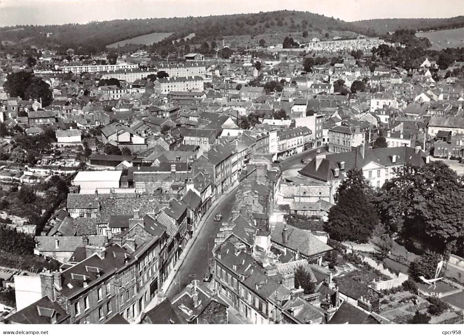 76 . N°sac10566 . Darnétal . Rue Sadit Carnot Et Vue D'ensemble N°11 .  En Avion Au Dessus De . Cpsm 10X15 Cm . LAPIE - Darnétal