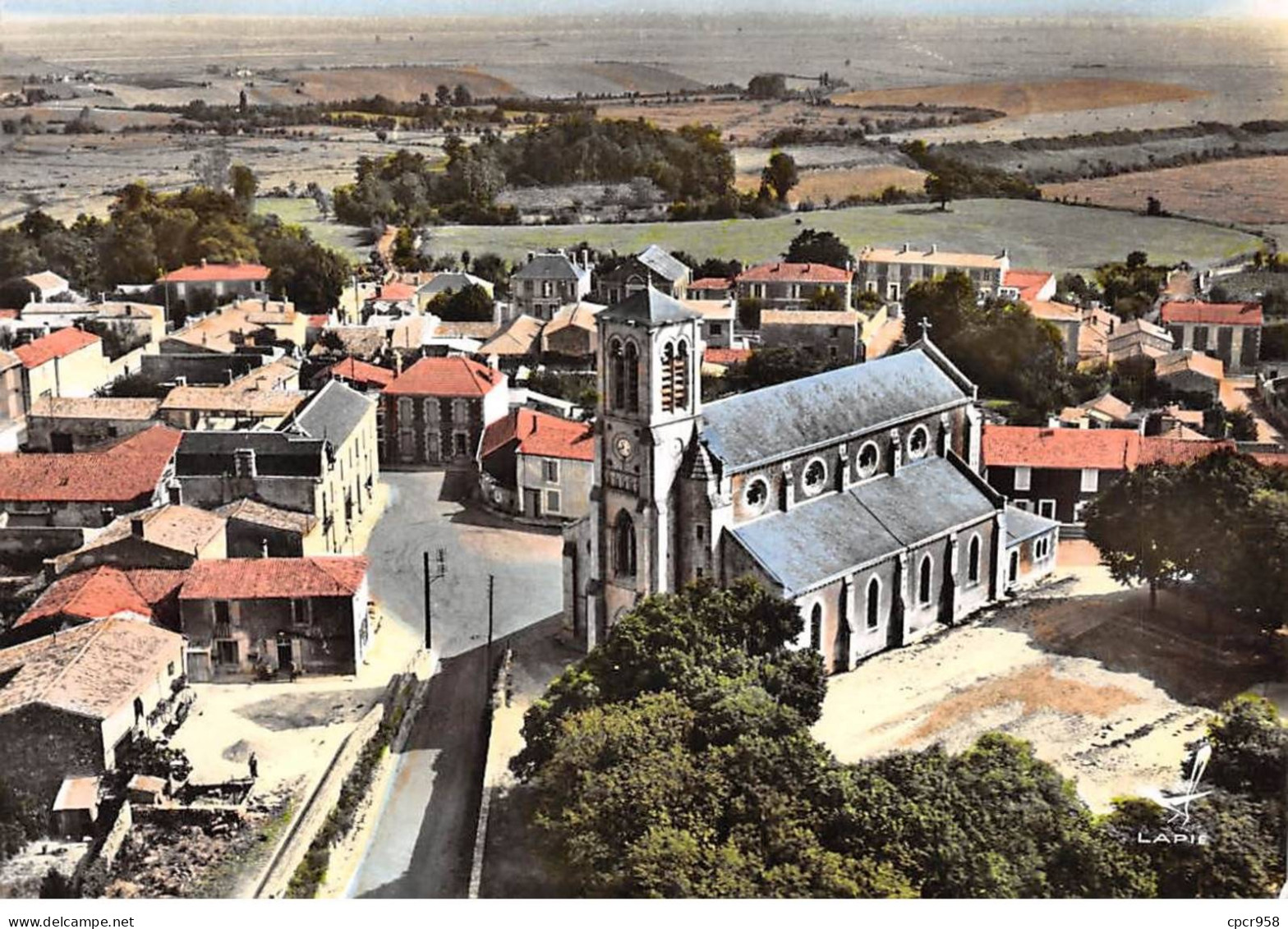 85 . N°sac10964 . Chaille-les-marais . N°1 .  En Avion Au Dessus De . Cpsm 10X15 Cm . LAPIE - Chaille Les Marais