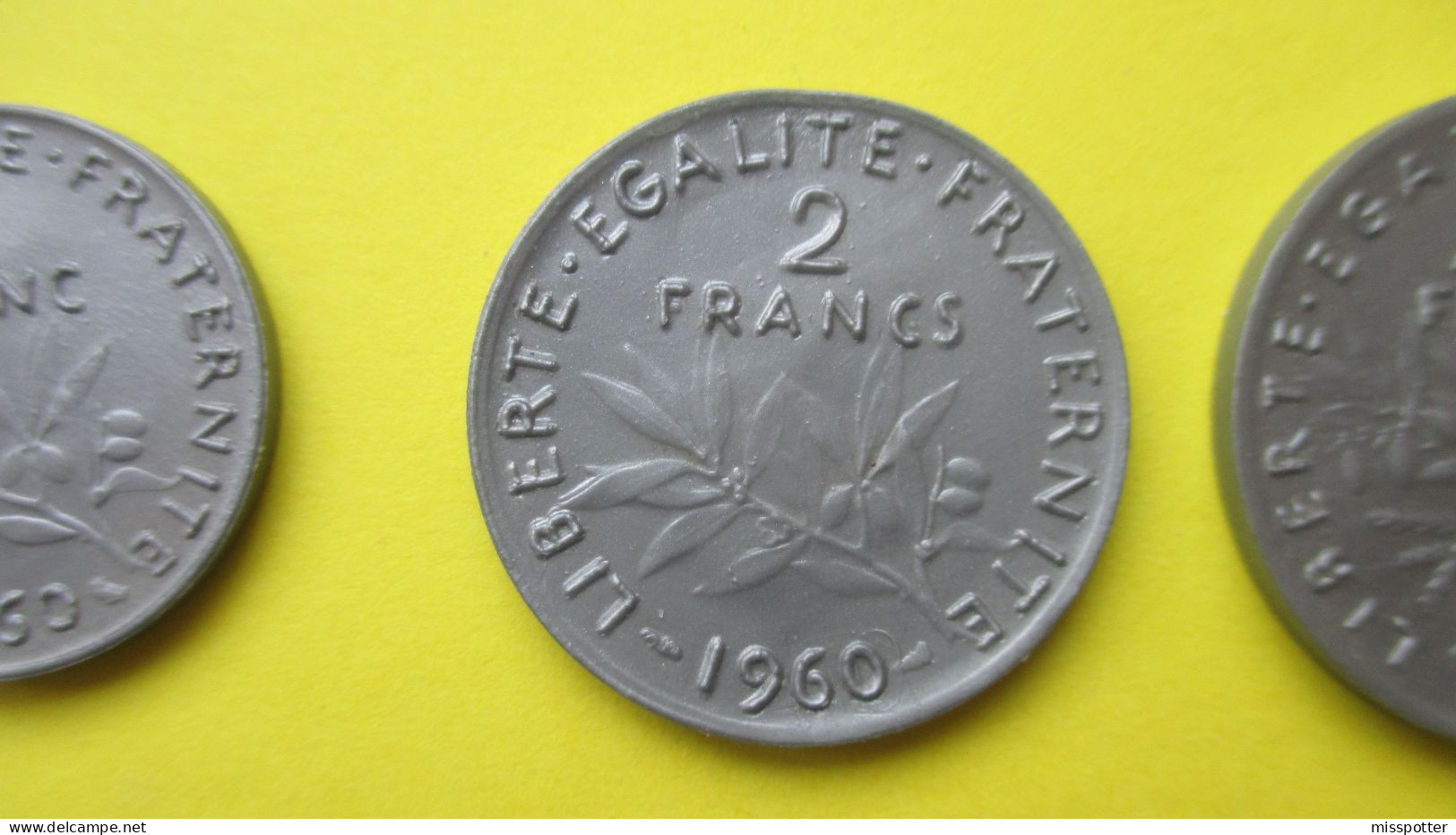 Lot de 11 pièces de monnaie factices plastique, Francs et Centimes, différentes