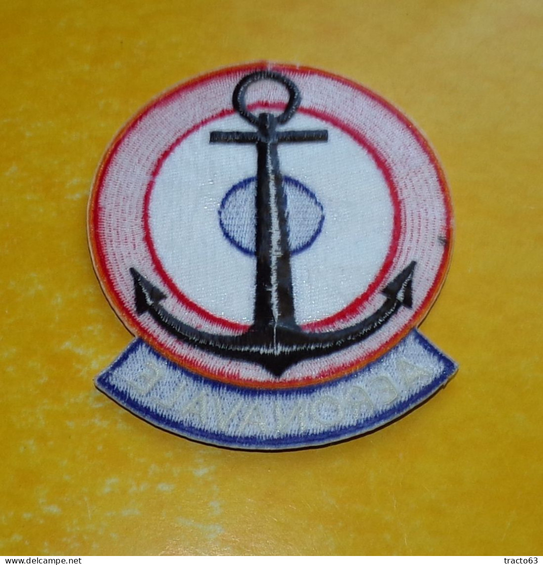 TISSU PATCH : AERONAVALE   , DIAMETRE 9 CM , BON ETAT VOIR PHOTO . POUR TOUT RENSEIGNEMENT ME CONTACTER. REGARDEZ MES AU - Patches