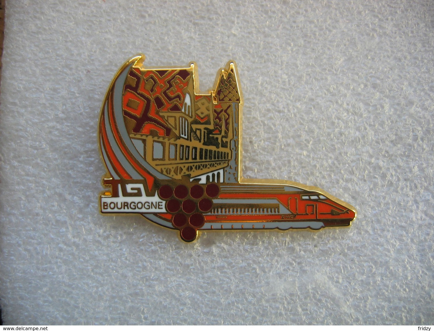 Pin's Doré à L'or Fin Du TGV De Bourgogne - TGV