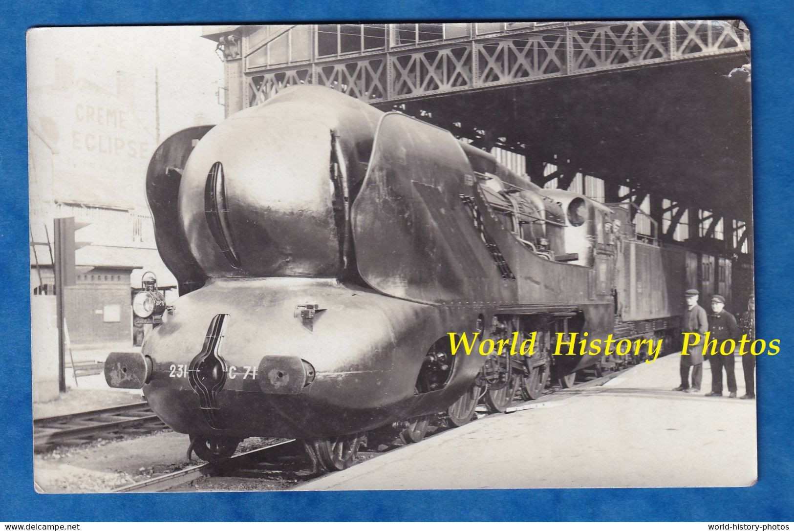 CPA Photo - Gare à Situer - TROYES ? PARIS VILLETTE ? - Locomotive Du Désigneur André Chapelon - Train Bahn Eisenbahn - Stazioni Con Treni