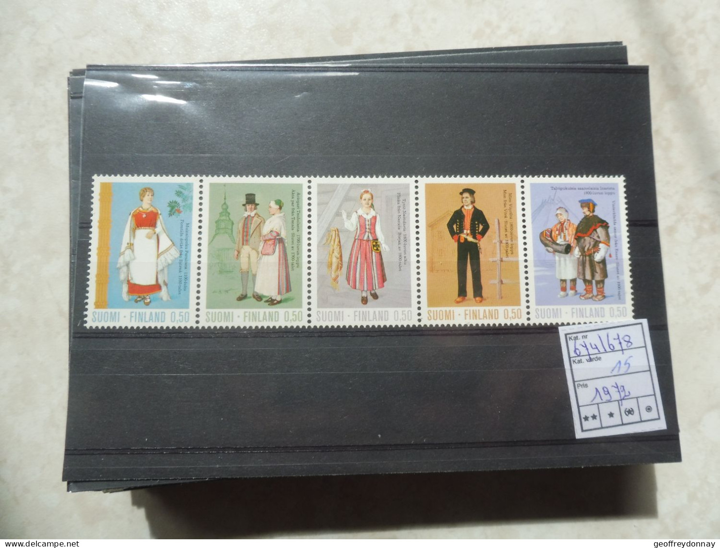 Suomi Finland Finlande 674/678 Neuf ** Mnh Perfect Parfait Etat 1972 Costumes - Nuevos