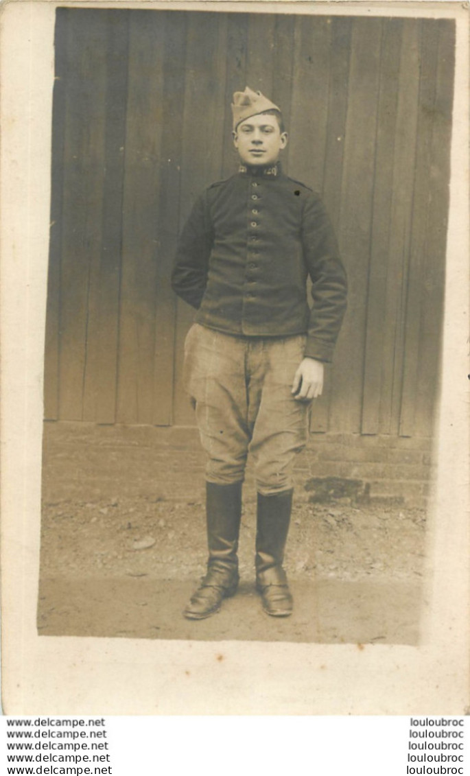 CARTE PHOTO AVORD 1915 LE CAMP SOLDAT N°120 SUR COL - Avord