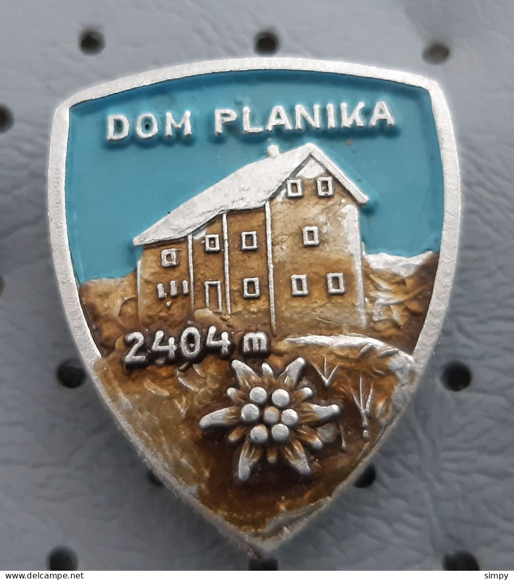 Planika 2404m Triglav  Mountain Lodge Cottage Alpinism Mountaineering Slovenia Pin - Alpinismo, Escalada