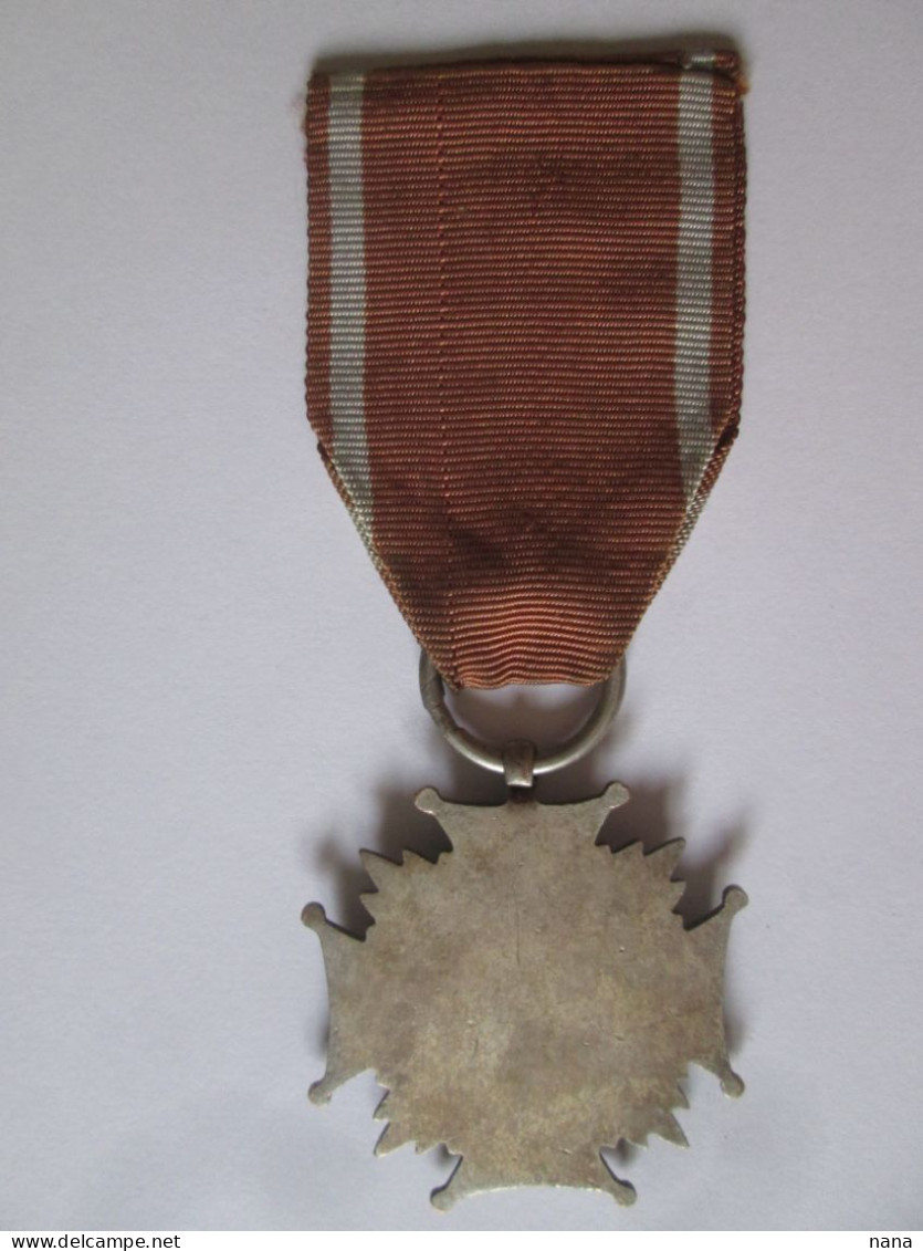 Pologne Ordre De La Croix Du Merite Pour Civils 2e Cls.vers'60/Poland Order Of The Cross Of Merit Civilians 2nd Class60s - Andere & Zonder Classificatie