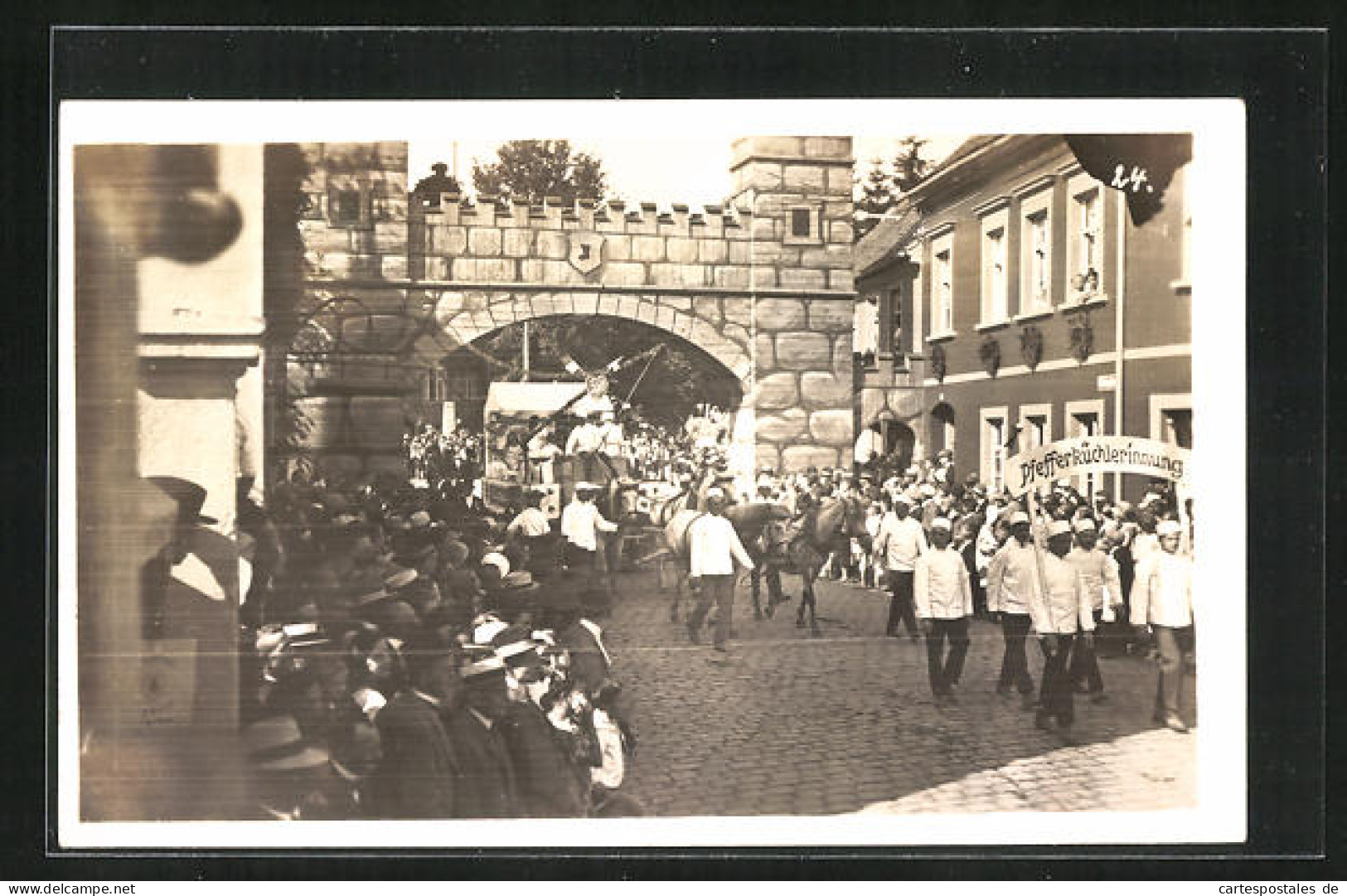 Foto-AK Pulsnitz, 550 Jähr. Stadtrechtsfeier U. Heimatfest Der Stadt 1925, Strassenumzug  - Pulsnitz