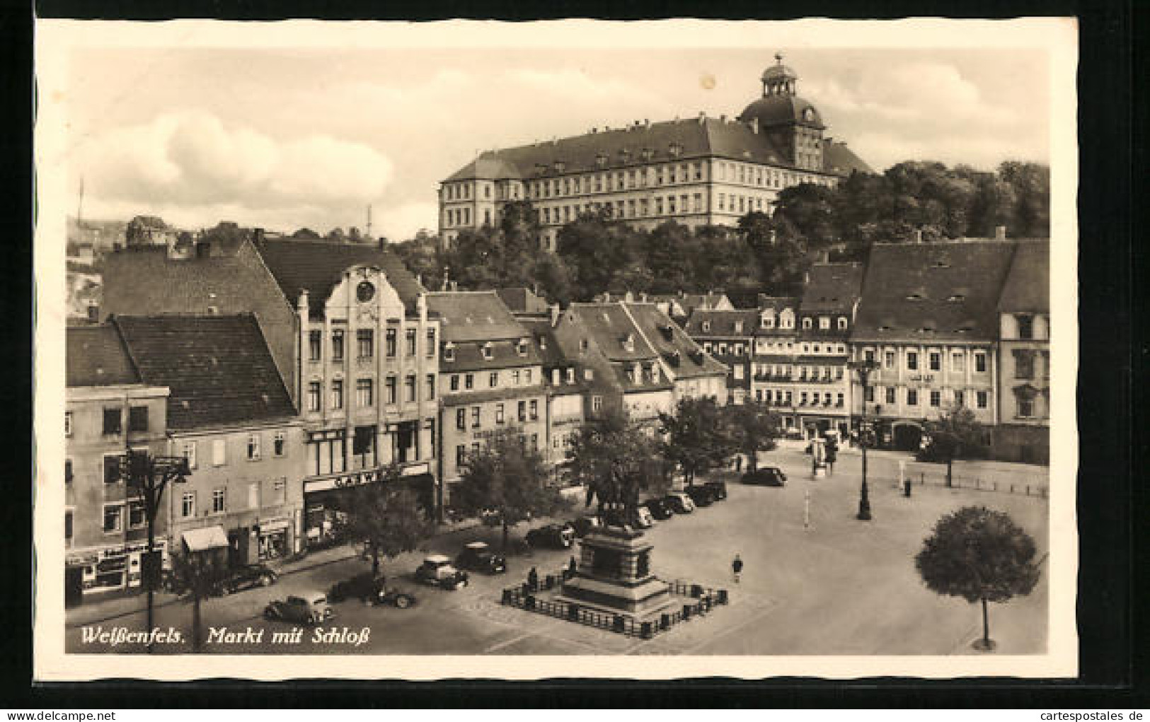 AK Weissenfels, Markt Mit Schloss Und Gaststätte  - Weissenfels