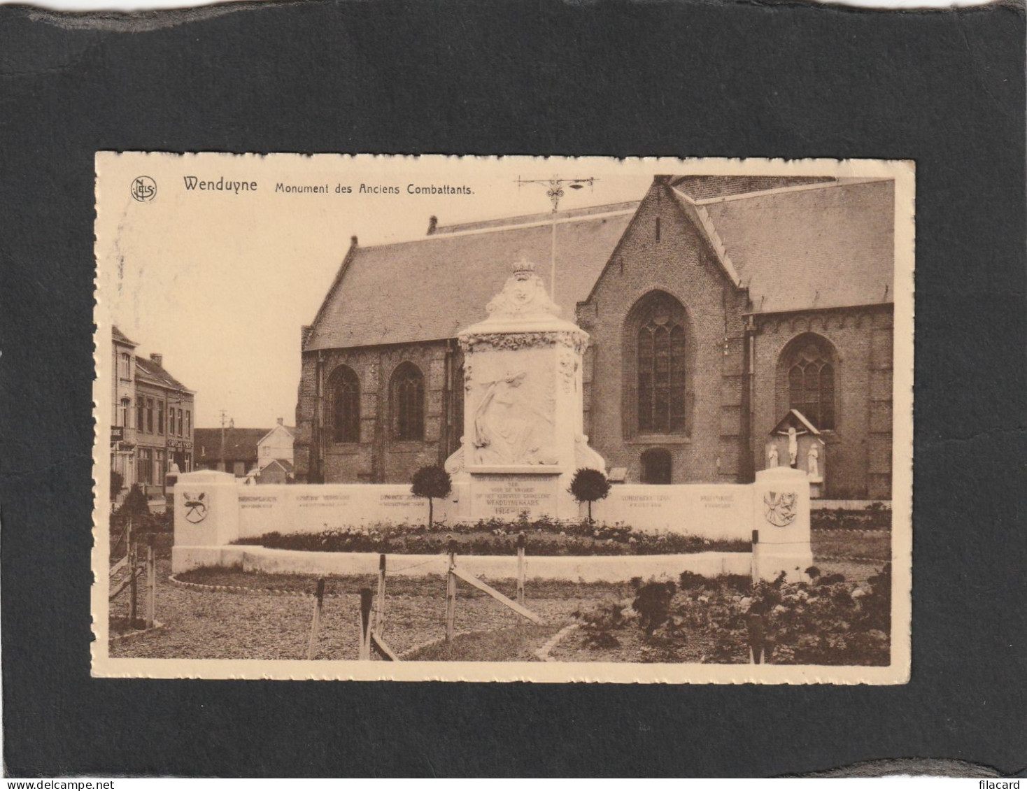 128222          Belgio,     Wenduyne,   Monument  Des  Anciens  Combattants,   VG - Wenduine