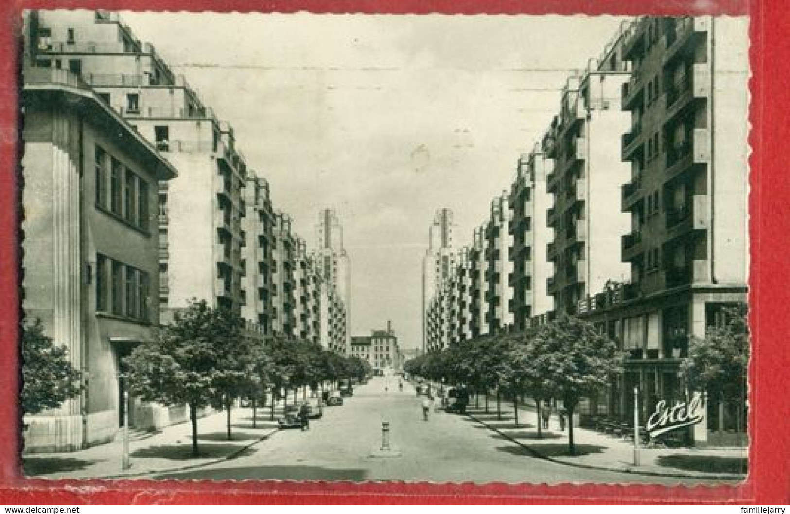 7265 - VILLEURBANNE - CPSM - AVENUE HENRI BARBUSSE - Villeurbanne