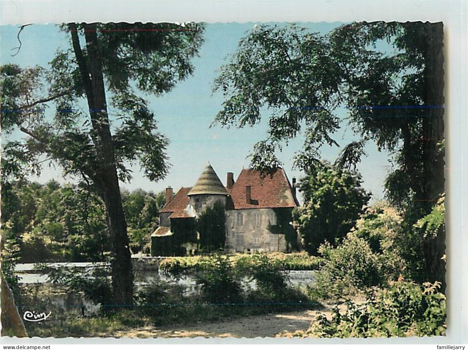 13533 - GUEUGNON - CPSM - CHATEAU DU MOULIN DE L ETANG DE LUCENIER - Gueugnon