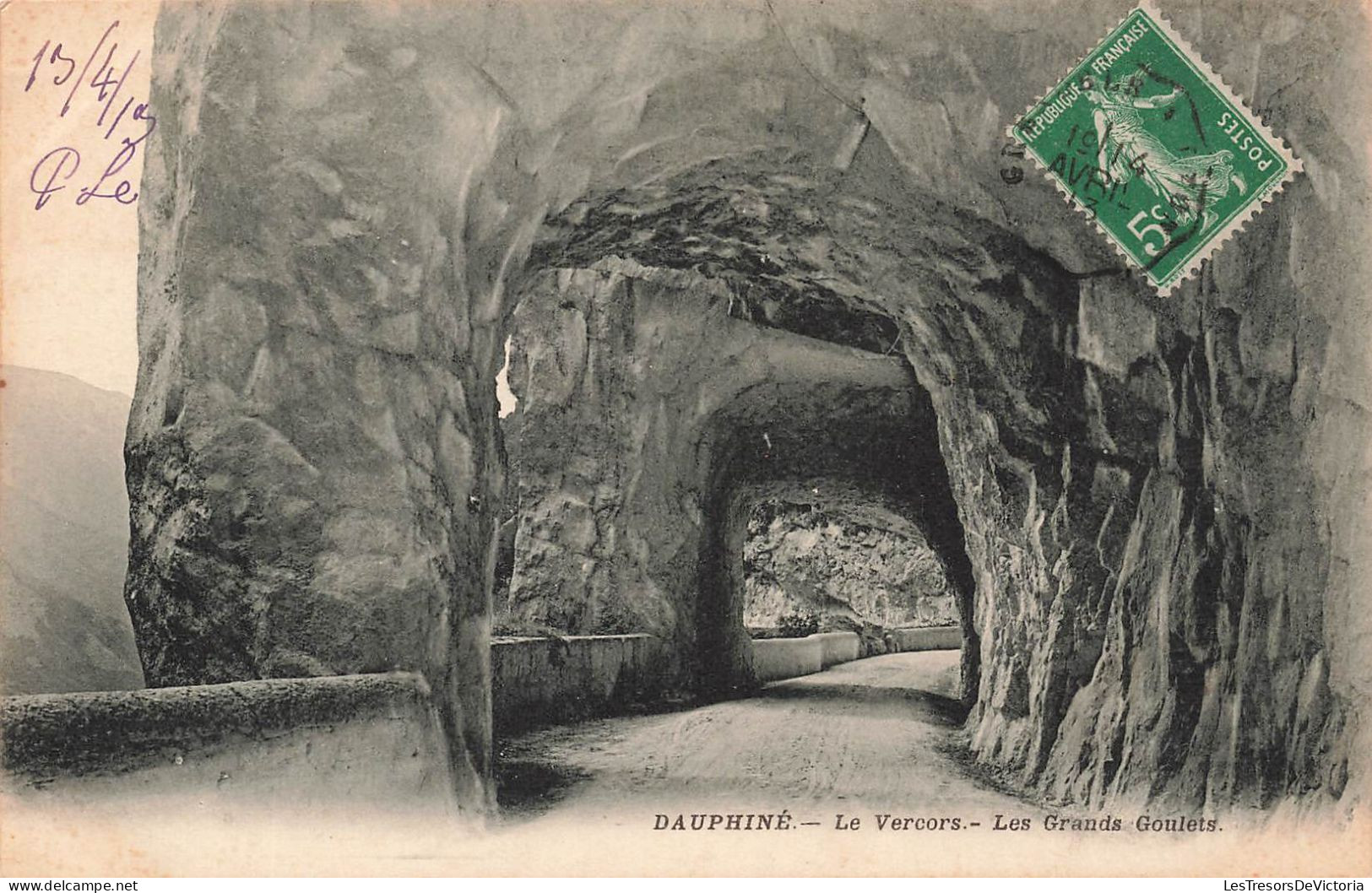 FRANCE - Dauphiné - Le Vercors - Les Grands Goules - Vue Sur Une Route - Vue Générale - Carte Postale Ancienne - Vercors