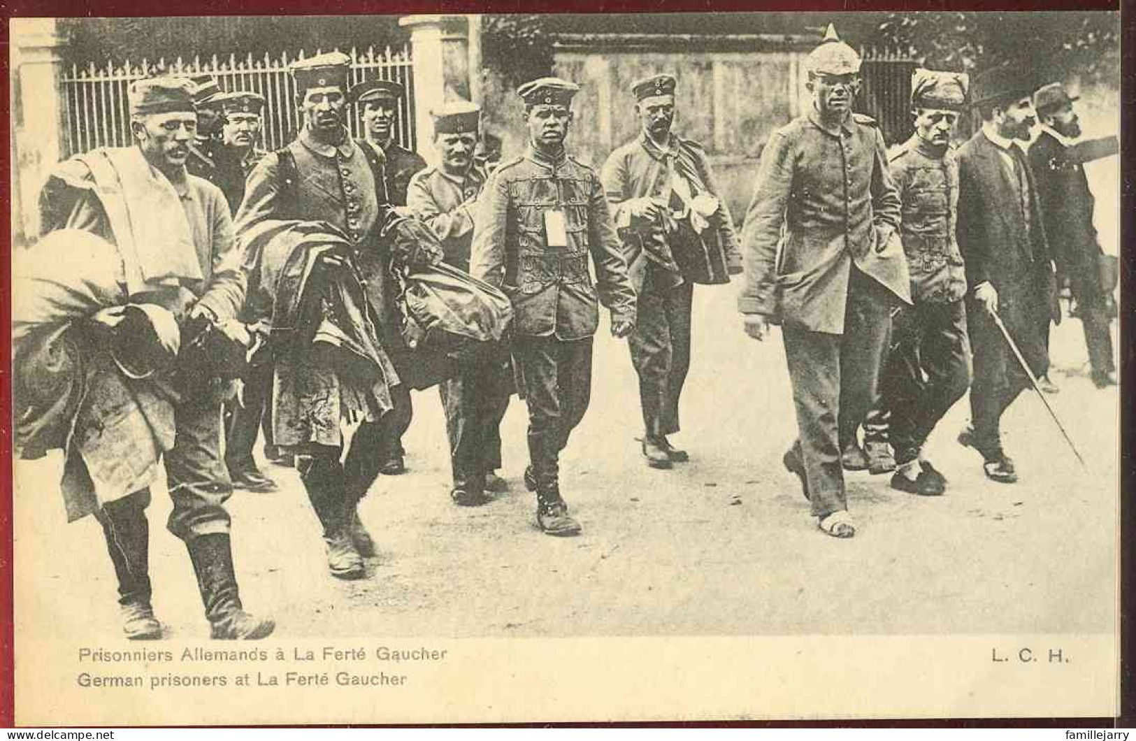 962 - LA FERTE GAUCHER - PRISONNIERS ALLEMANDS - La Ferte Gaucher