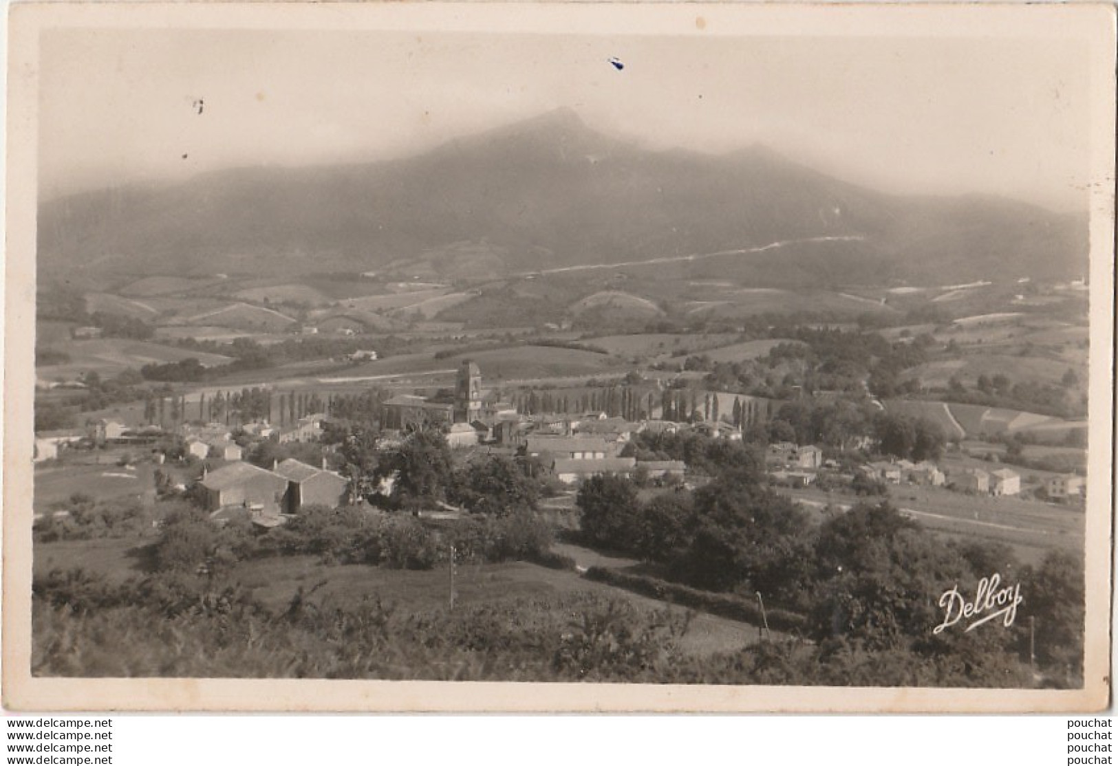 64) URRUGNE (BASSES PYRENEES) VUE GENERALE VERS LA RHUNE  - ( OBLITERATION DE 1955 -  2 SCANS ) - Urrugne