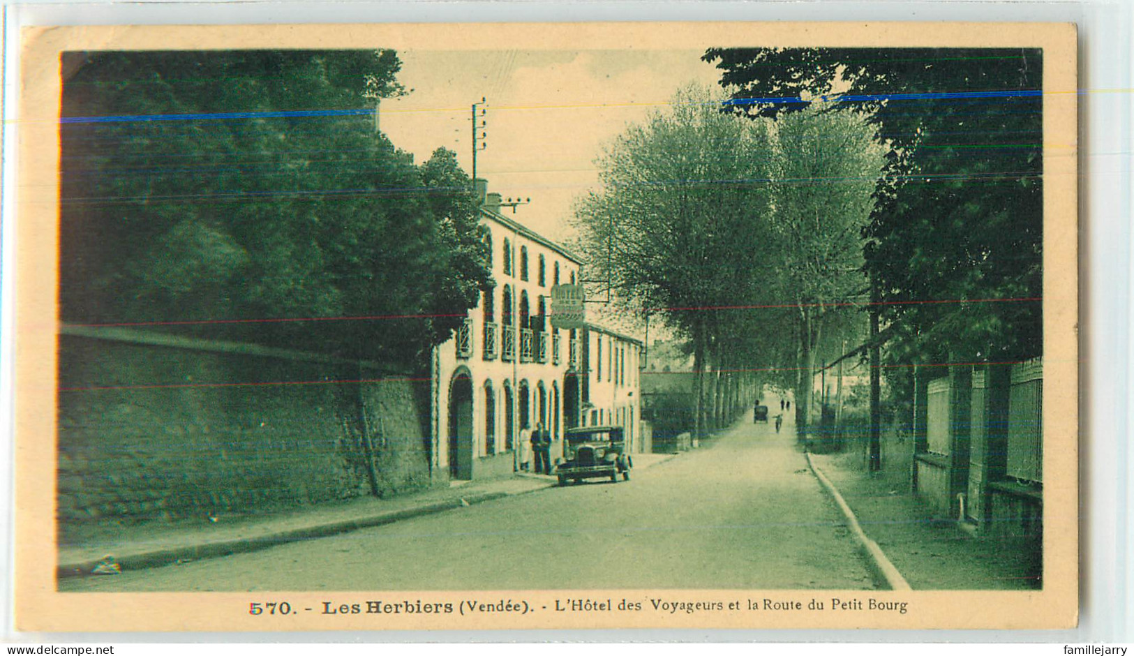 31431 - LES HERBIERS - L HOTEL DES VOYAGEURS ET LA ROUTE DU PETIT BOURG - Les Herbiers