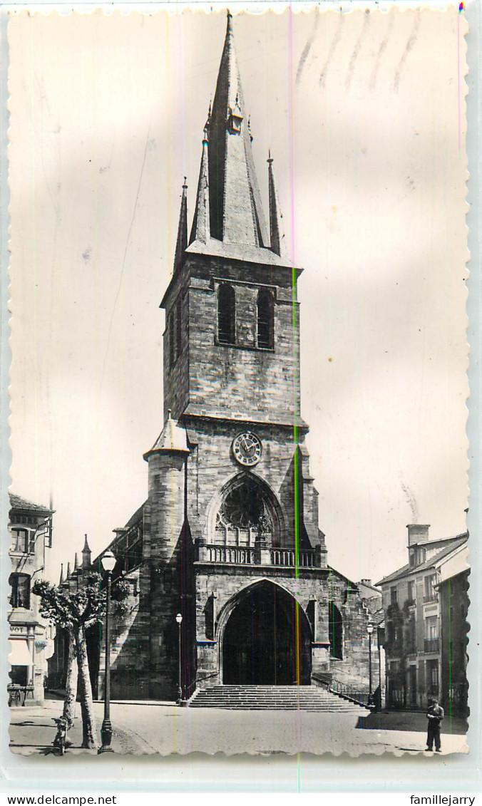 32424 - RAMBERVILLERS - CPSM - L EGLISE 1505 A 1550 - Rambervillers