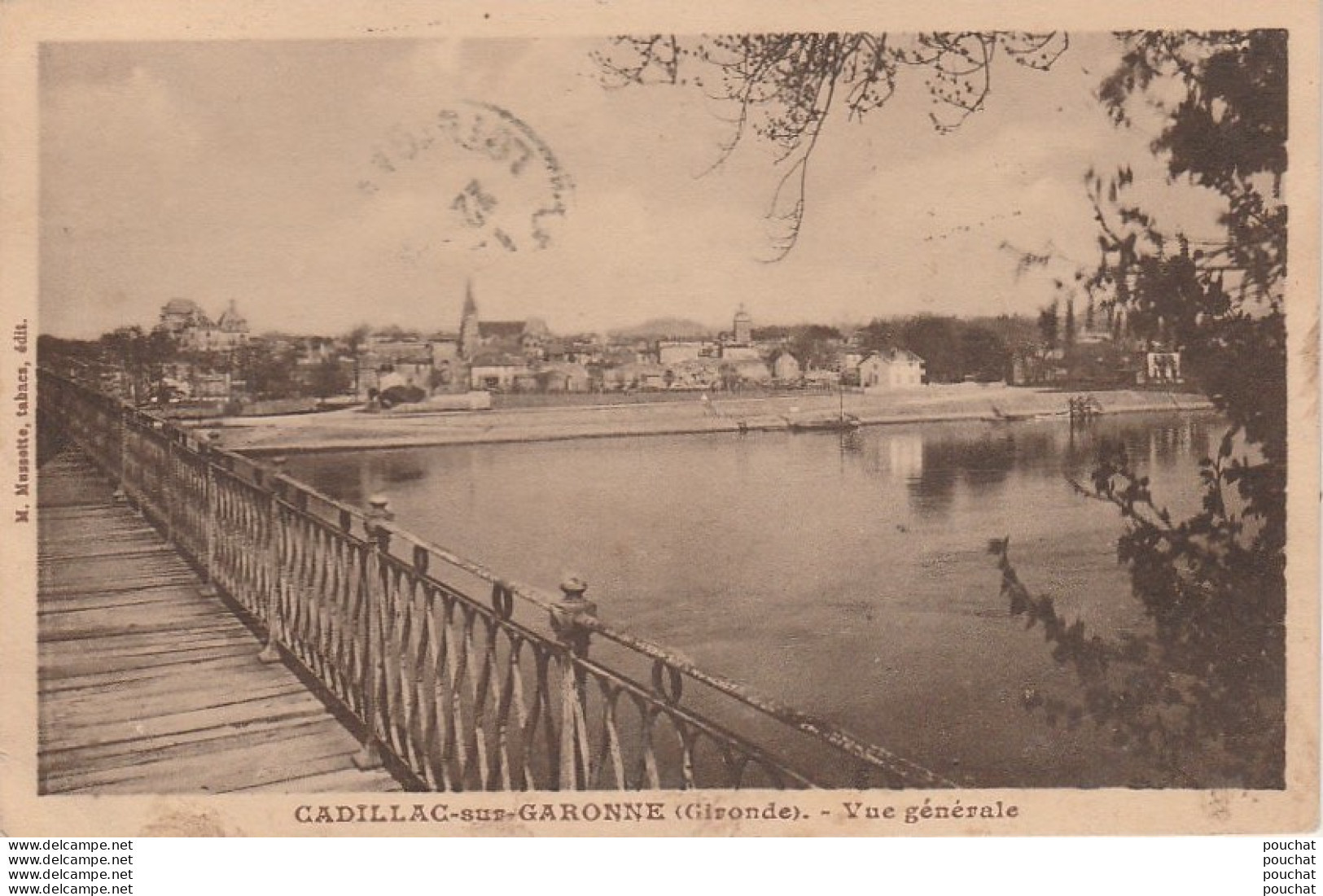 X26-33) CADILLAC SUR GARONNE (GIRONDE) VUE GENERALE  - (  2 SCANS ) - Cadillac