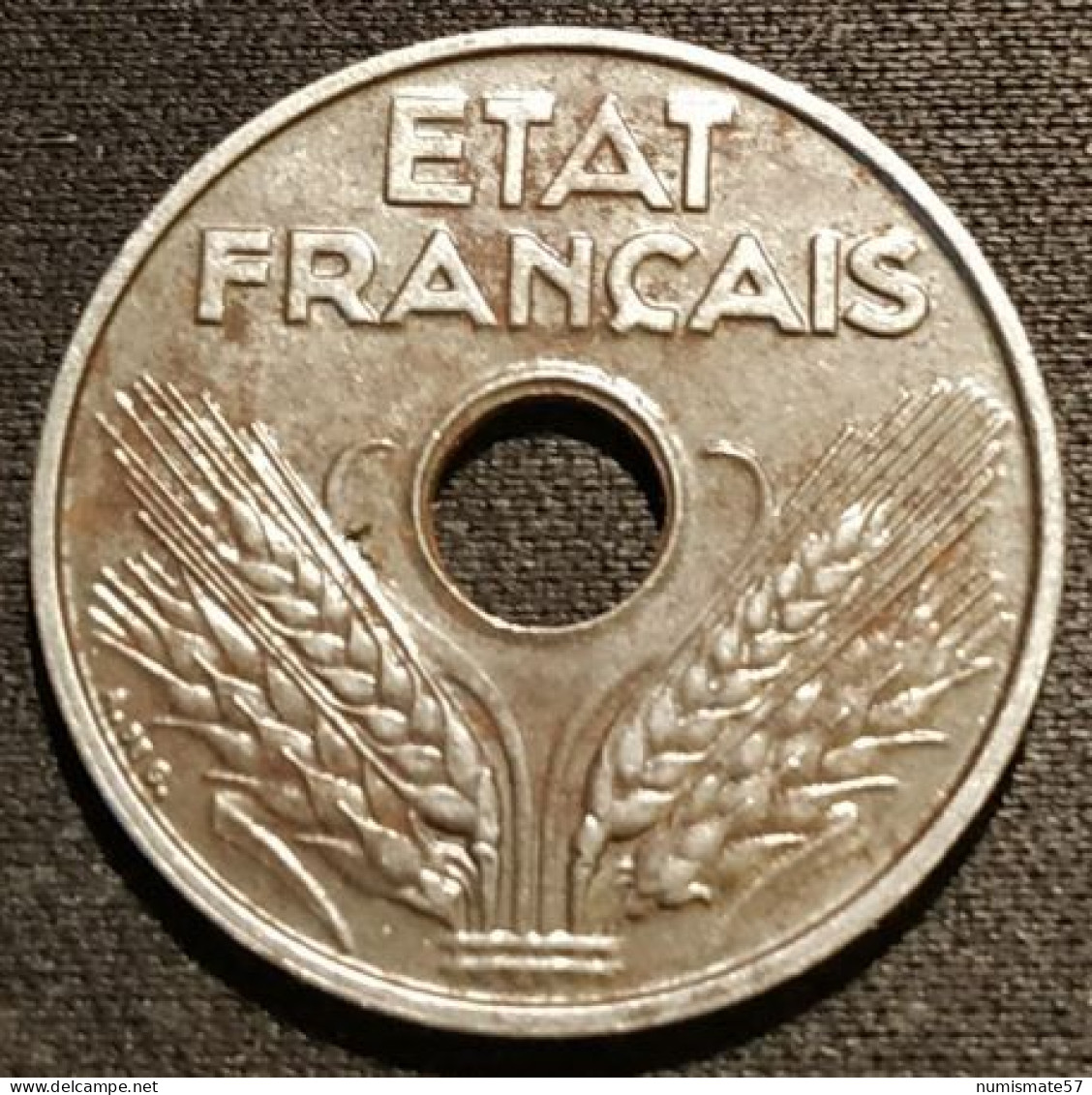 RARE - FRANCE - 20 CENTIMES 1944 - Fer - Etat Français - Tranche Lisse - Gad 322 - KM 900.2a - 20 Centimes