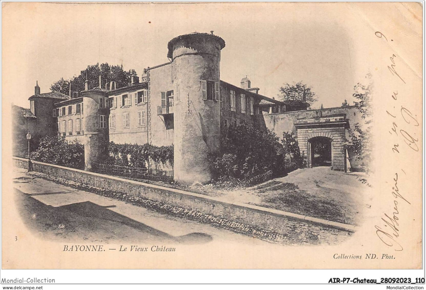 AIRP7-CHATEAU-0745 - Bayonne - Le Vieux Chateau - Châteaux
