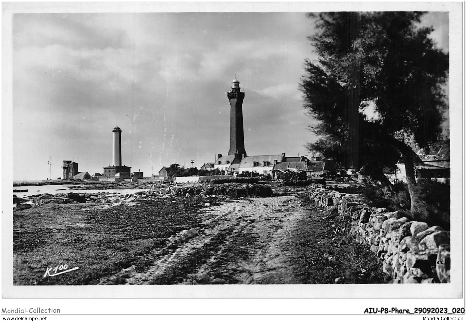 AIUP8-0699 - PHARE - Saint-pierre-penmarch - Les Phares - Lighthouses