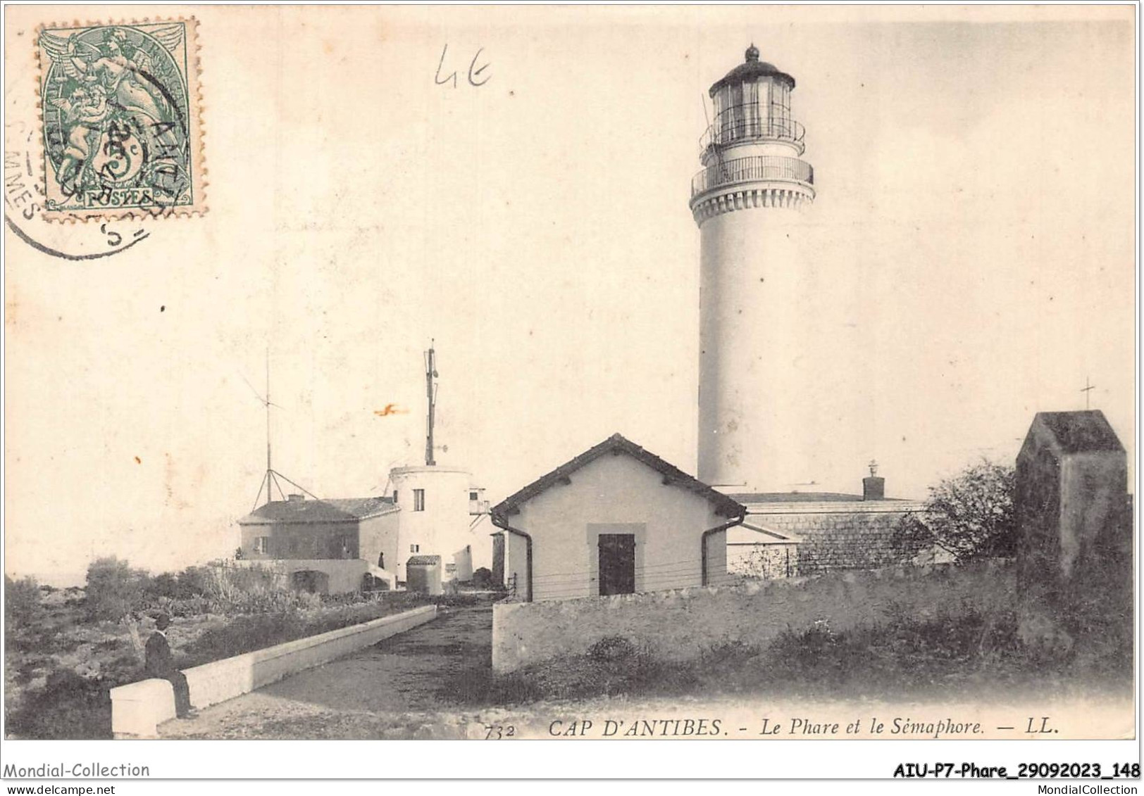 AIUP7-0667 - PHARE - Cap D'antibes - Le Phare Et Le Sémaphore - Lighthouses