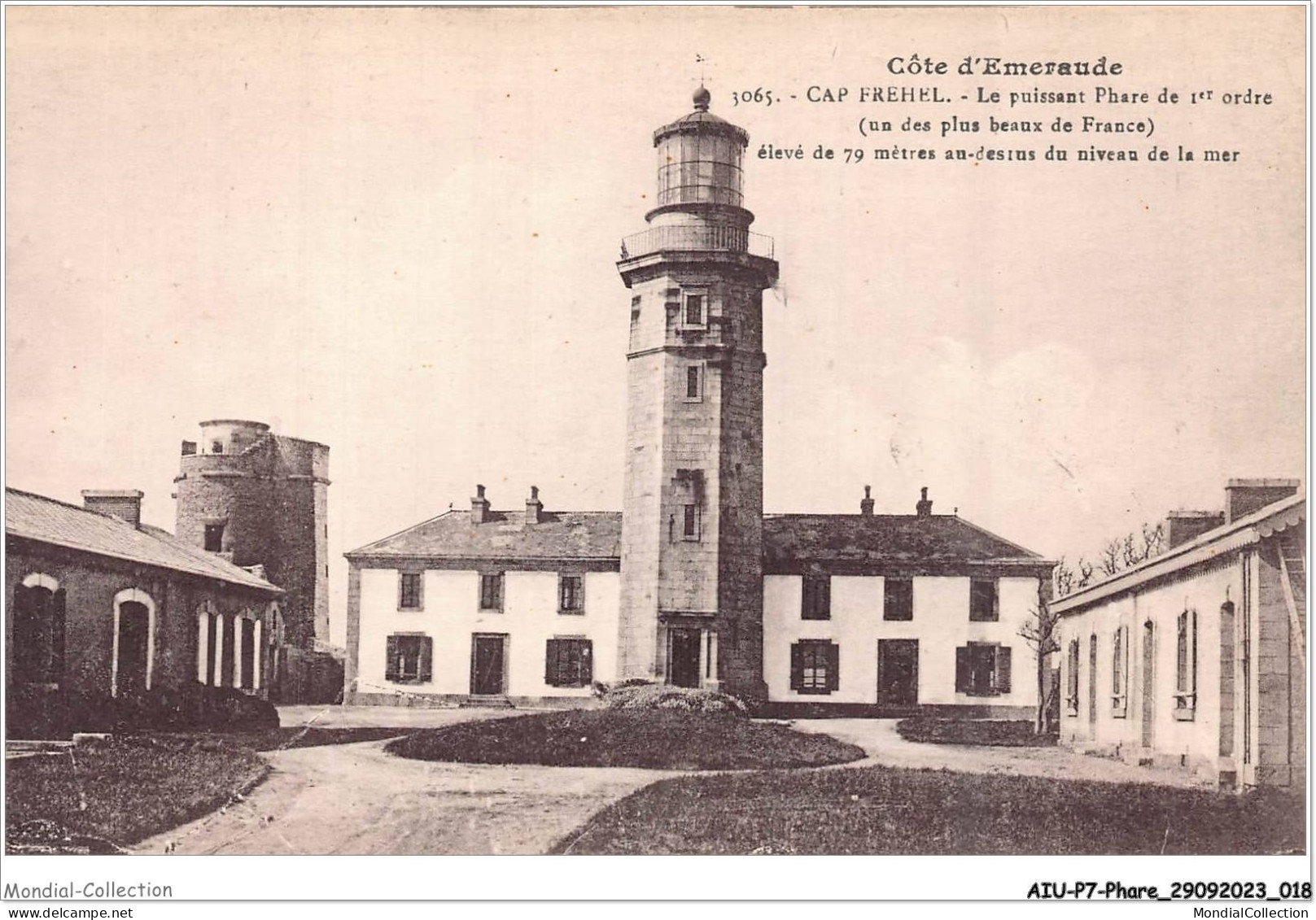 AIUP7-0602 - PHARE - Cote D'emeraude  - Lighthouses