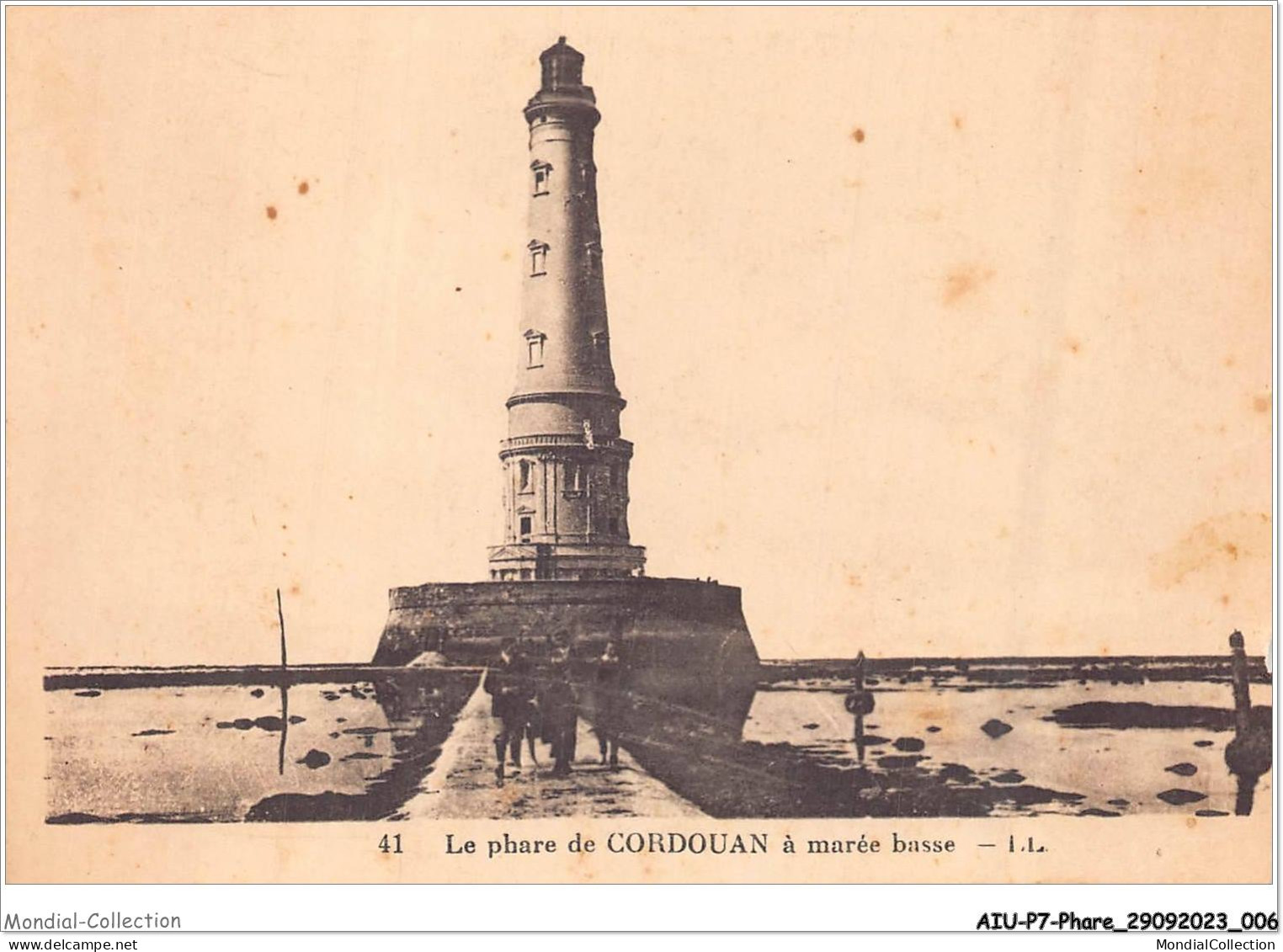 AIUP7-0596 - PHARE - Le Phare De Cordouan à Marée Basse - Lighthouses