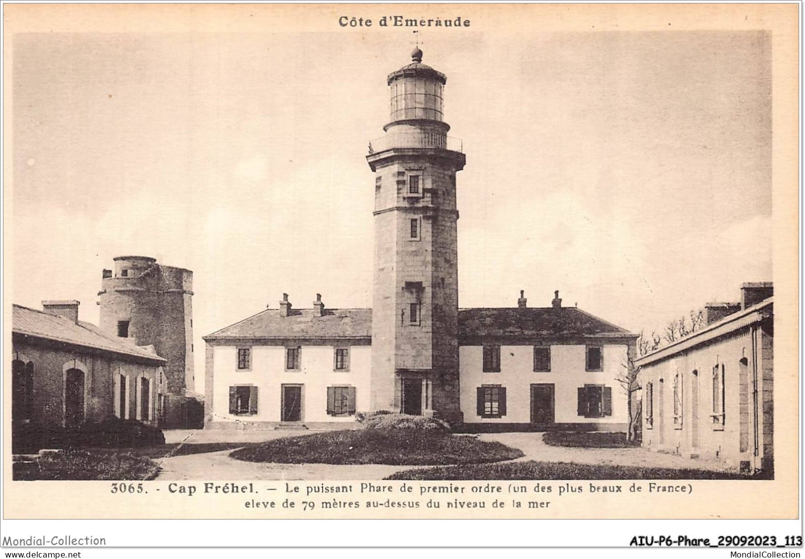 AIUP6-0548 - PHARE - Cap Fréhel - Le Puissant Phare De Premier Ordre - Faros