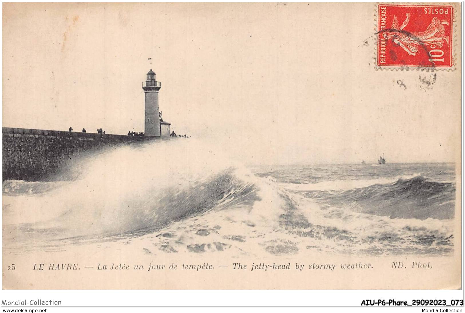 AIUP6-0528 - PHARE - Le Havre - La Jetée Un Jour De Tempete  - Lighthouses