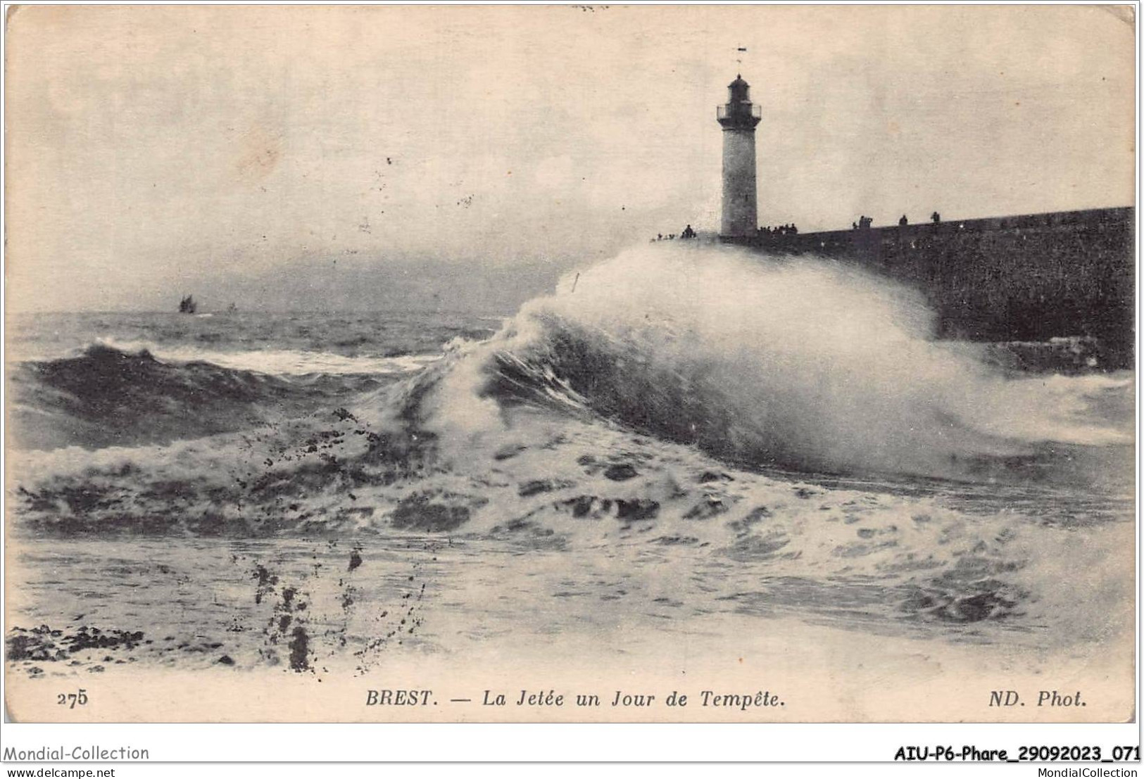 AIUP6-0527 - PHARE - Brest - La Jetée Un Jour De Tempete - Faros