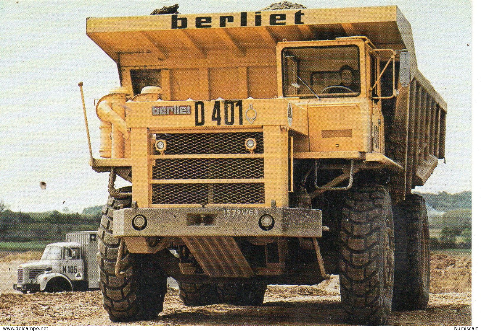 Camions Géant Berliet Type T 45 Dumper Benne Basculante Travaux Chantier - Transporter & LKW