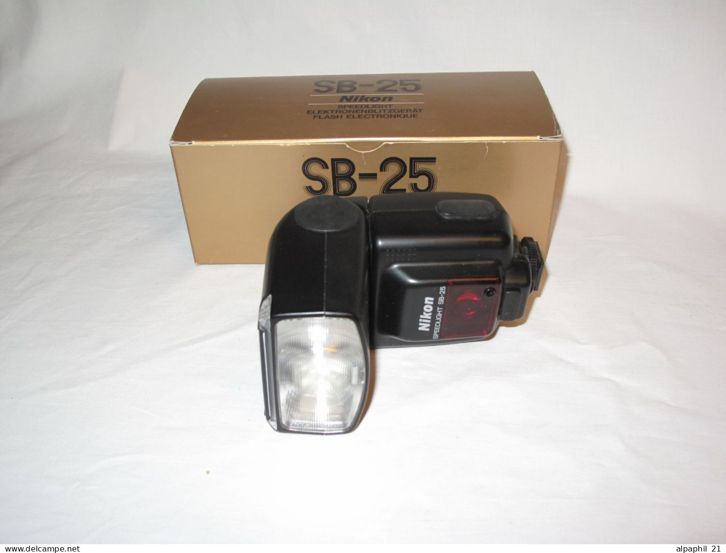 Nikon SB-25 Speedlight Flash - Supplies And Equipment