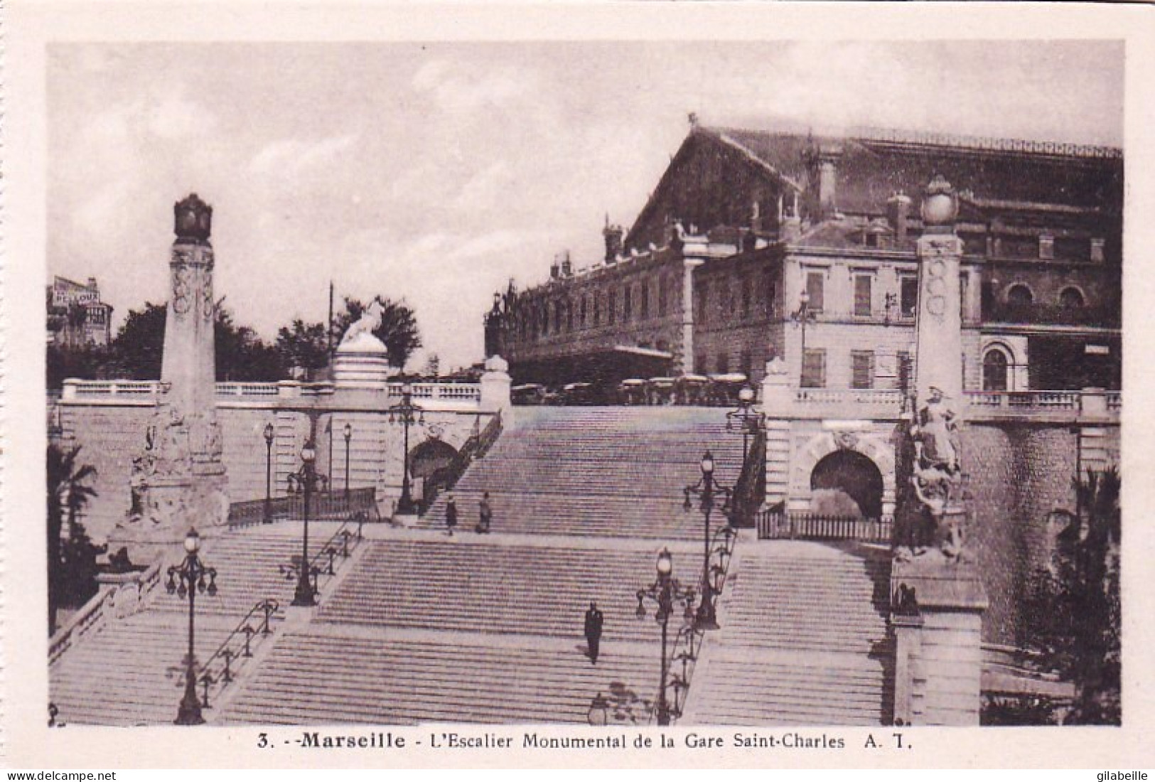 13 - MARSEILLE -  L'escalier Monumental De La Gare Saint Charles - Bahnhof, Belle De Mai, Plombières