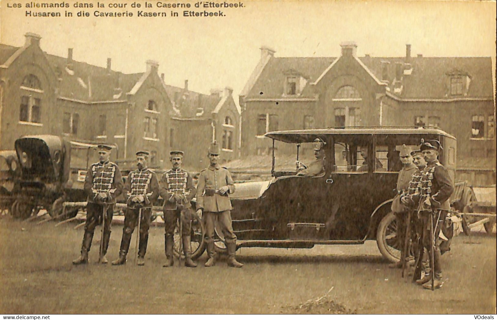 Belgique - Brussel - Bruxelles - Les Allemands Dans La Cour De La Caserne D'Etterbeek - Etterbeek