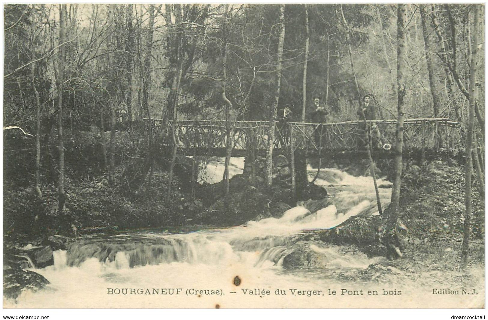 23 BOURGANEUF. Le Pont En Bois Vallée Du Verger Avec Personnages - Bourganeuf