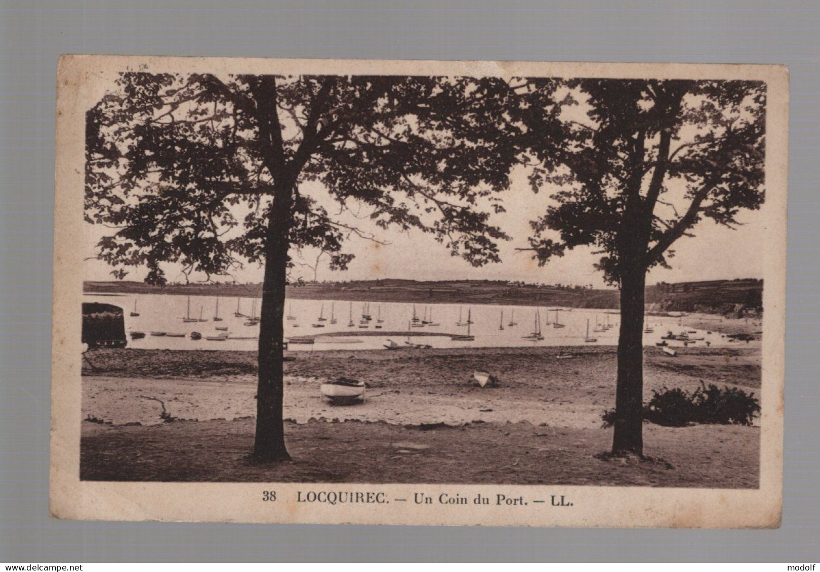 CPA - 29 - Locquirec - Un Coin Du Port - Circulée En 1932 - Locquirec