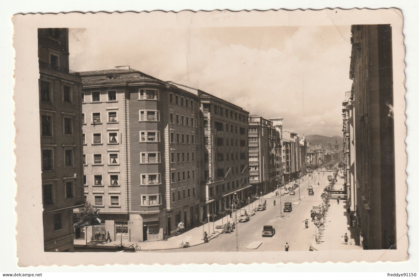 Espagne . Pamplona . Avenue De Carlos III .  - Navarra (Pamplona)