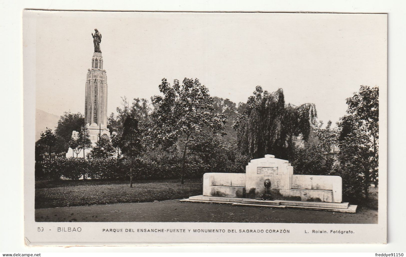 ESPAGNE . BILBAO . Parque Del Ensanche - Fuente Y Monumento Del Sagrado Corazon . N°59 - Vizcaya (Bilbao)