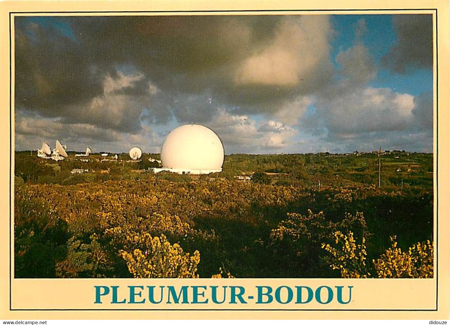 22 - Pleumeur-Bodou - Le Radôme, Station De Télécommunications Et De Télévisions Spatiales - CPM - Voir Scans Recto-Vers - Pleumeur-Bodou