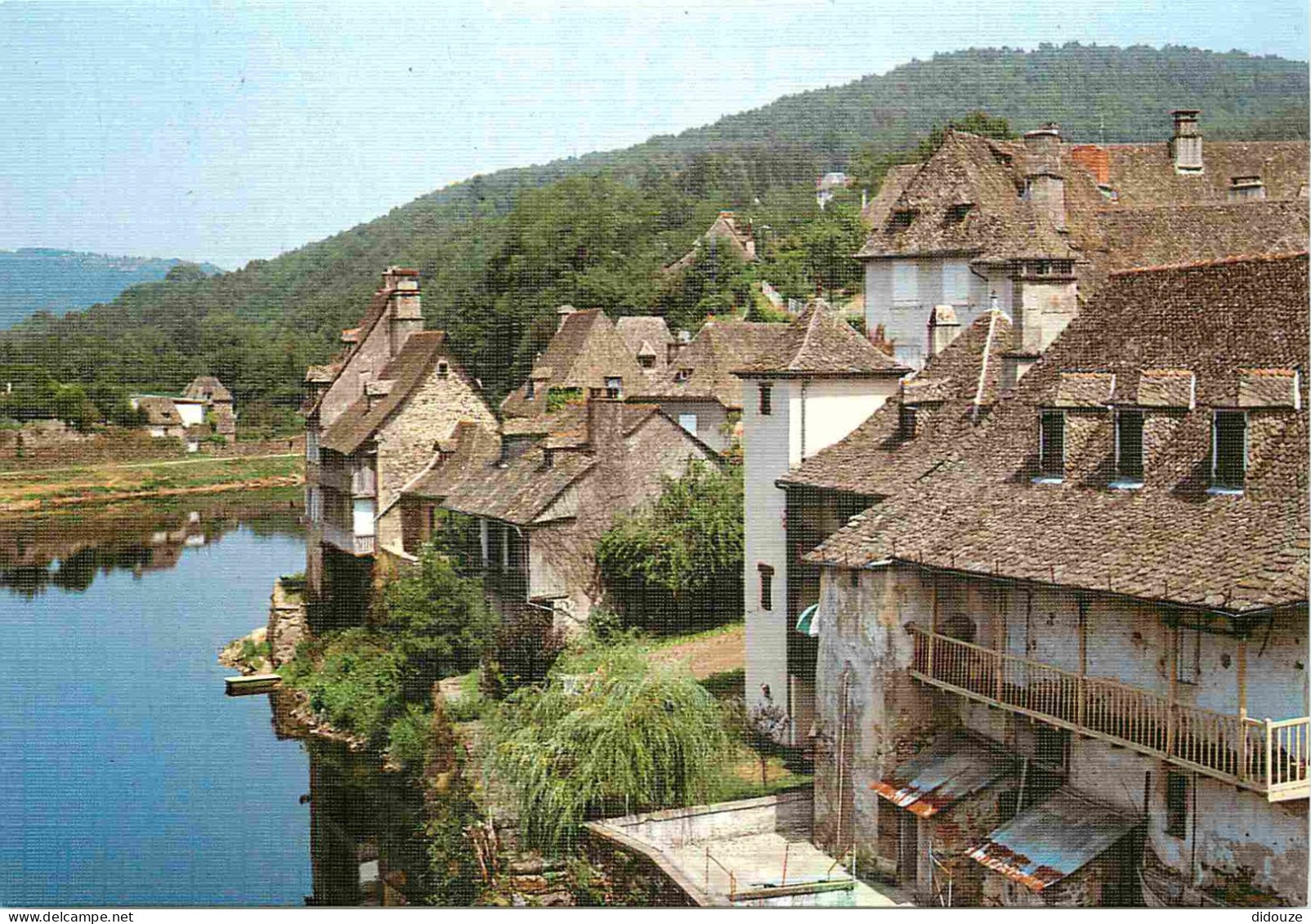 19 - Argentat - Vieilles Maisons Sur Les Bords De La Dordogne - CPM - Voir Scans Recto-Verso - Argentat