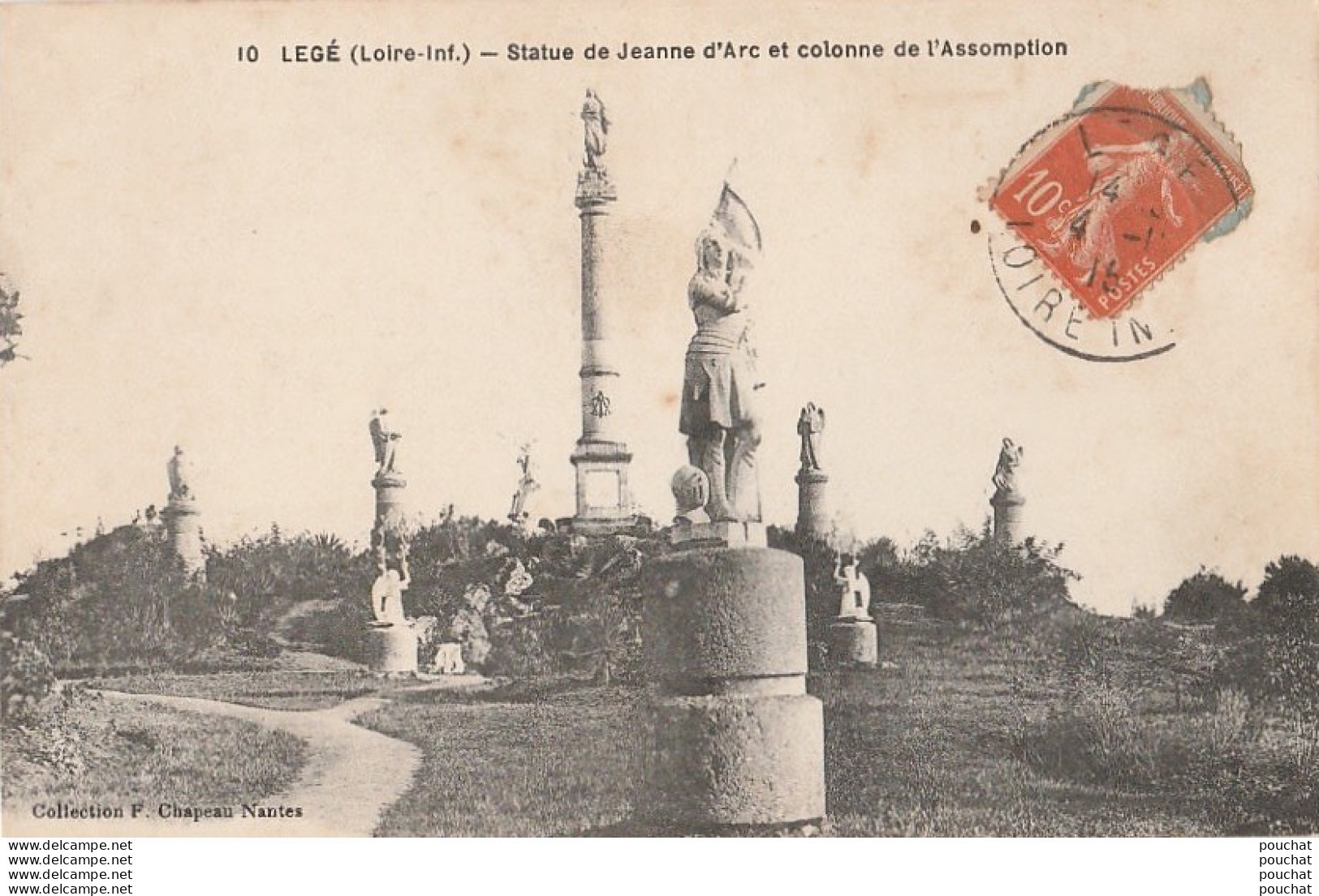 T1-44) LEGE (LOIRE INFERIEURE)  STATUE DE JEANNE D'ARC ET COLONNE DE L'ASSOMPTION - Legé