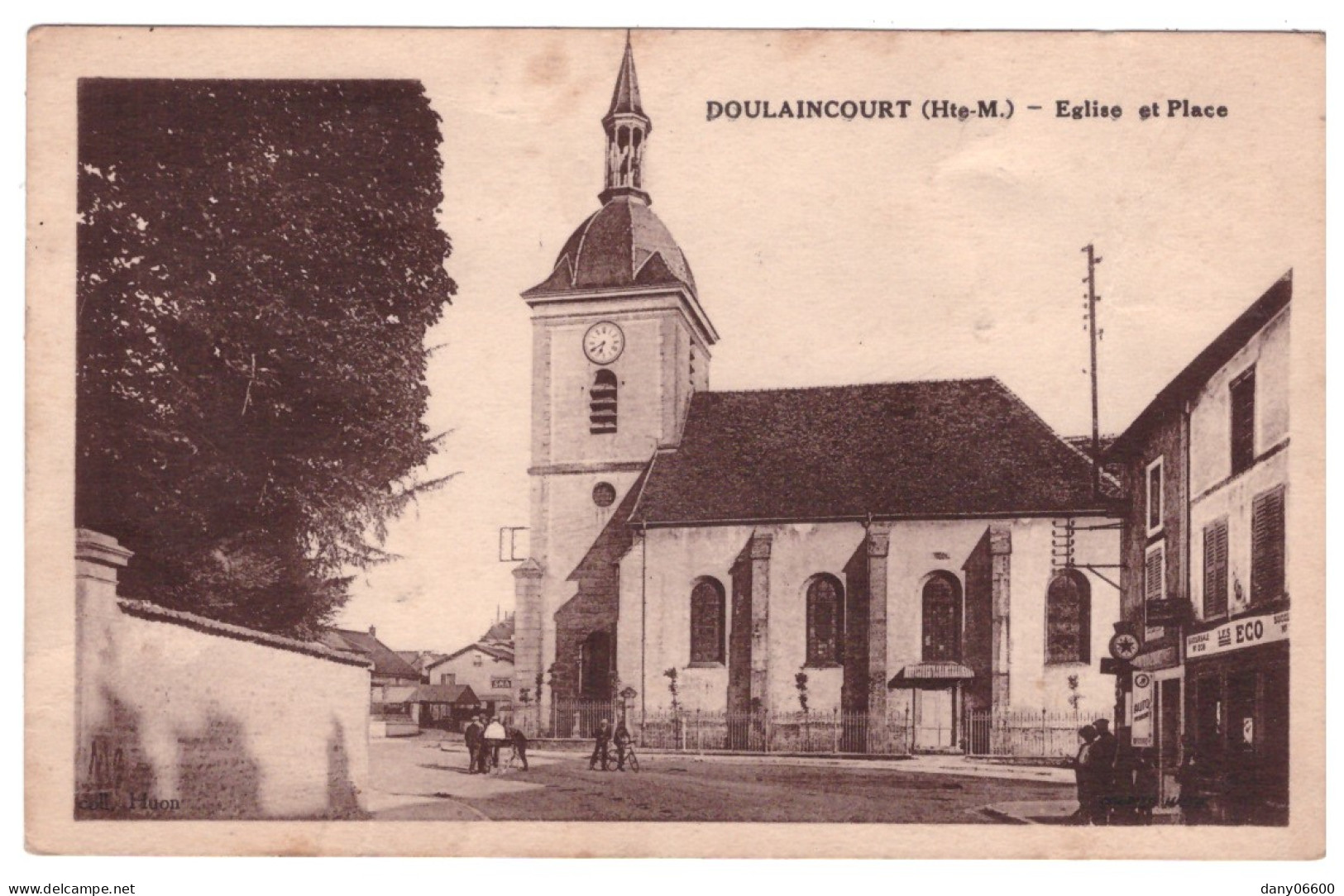 DOULAINCOURT - Eglise Et Place (carte Animée) - Doulaincourt