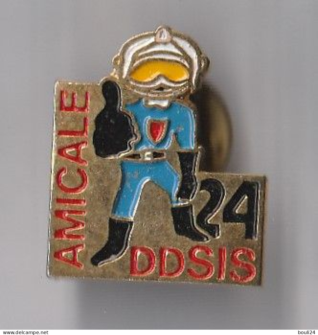 PIN'S THEME POMPIERS  AMICALE  D D S IS  DE DORDOGNE - Firemen