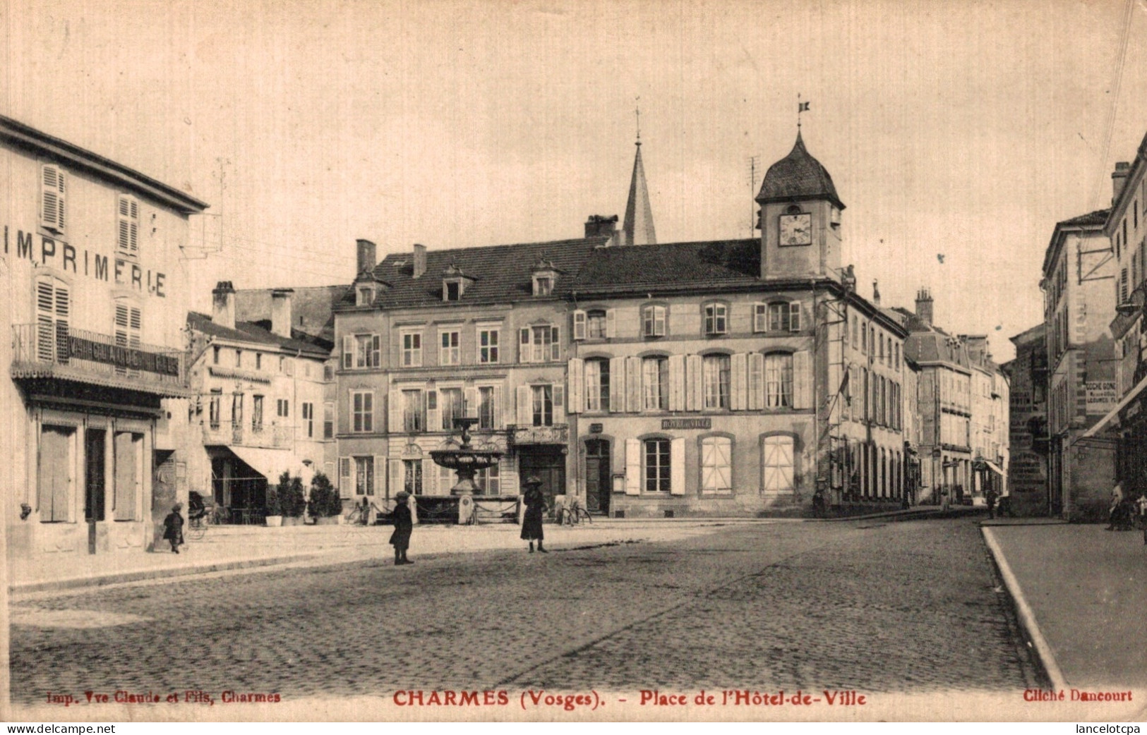 88 - CHARMES / PLACE DE L'HOTEL DE VILLE - Charmes