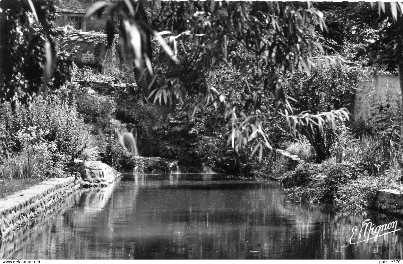 Carte PERTHES EN GATINAIS Le Petit Moulin La Cascade - Perthes